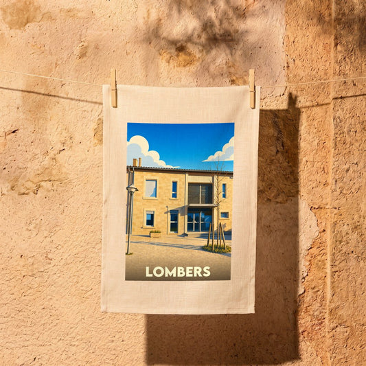 Torchon souvenir de la ville de Lombers avec une illustration stylisée.