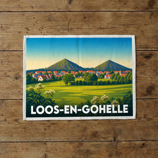 Torchon souvenir de la ville de Loos-en-Gohelle avec une illustration stylisée des terrils et du village.