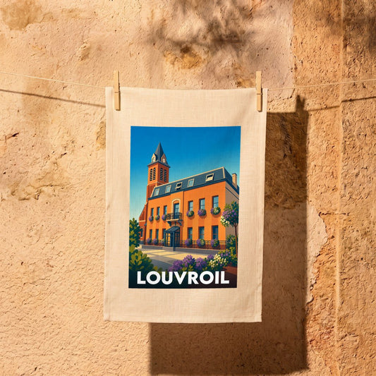 Torchon souvenir de la ville de Louvroil avec une illustration colorée et stylisée de l'hôtel de ville.