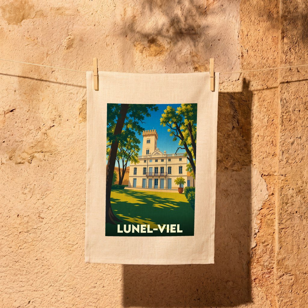 Torchon souvenir de la ville de Lunel-Viel avec une illustration stylisée d'un château.