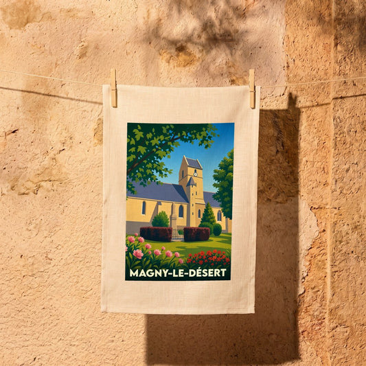 Torchon souvenir de la ville de Magny-le-Désert avec une illustration stylisée de son église.
