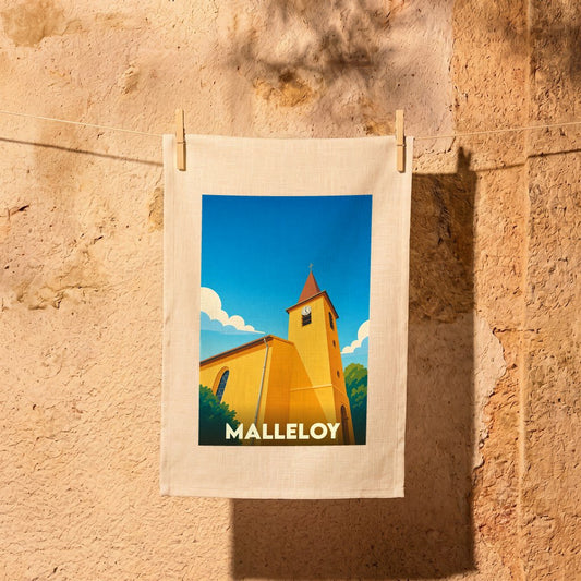 Torchon souvenir de la ville de Malleloy illustré par une église stylisée sous un ciel bleu.
