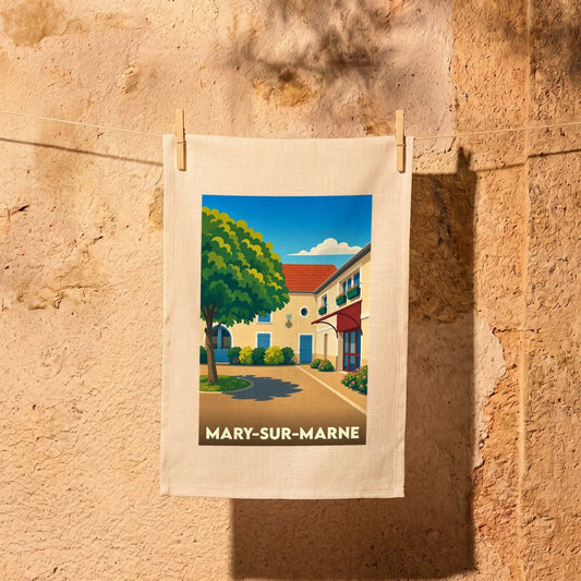 Torchon souvenir de Mary-sur-Marne illustré par une scène de village stylisée et colorée.