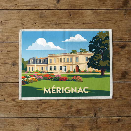 Torchon souvenir de la ville de Mérignac avec une illustration stylisée d'une demeure historique.