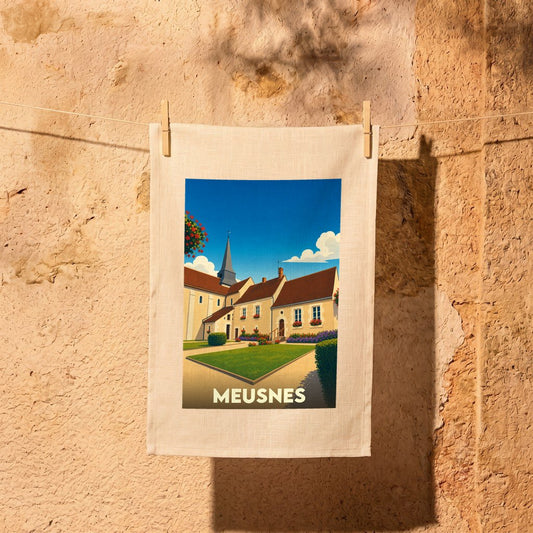 Torchon souvenir de la ville de Meusnes illustré d'un paysage urbain stylisé et coloré.