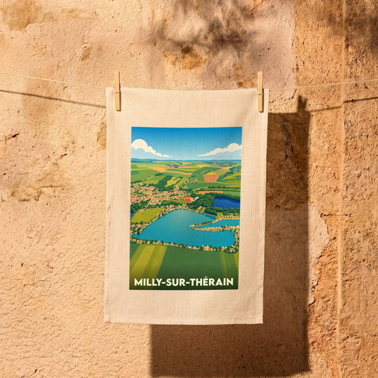 Torchon souvenir de Milly-sur-Thérain illustré d'une vue aérienne stylisée du village et de son lac.