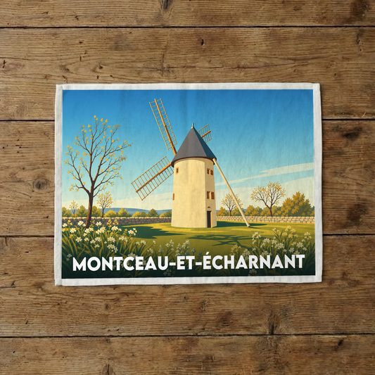Torchon souvenir de la ville de Montceau-et-Écharnant avec une illustration stylisée d'un moulin.