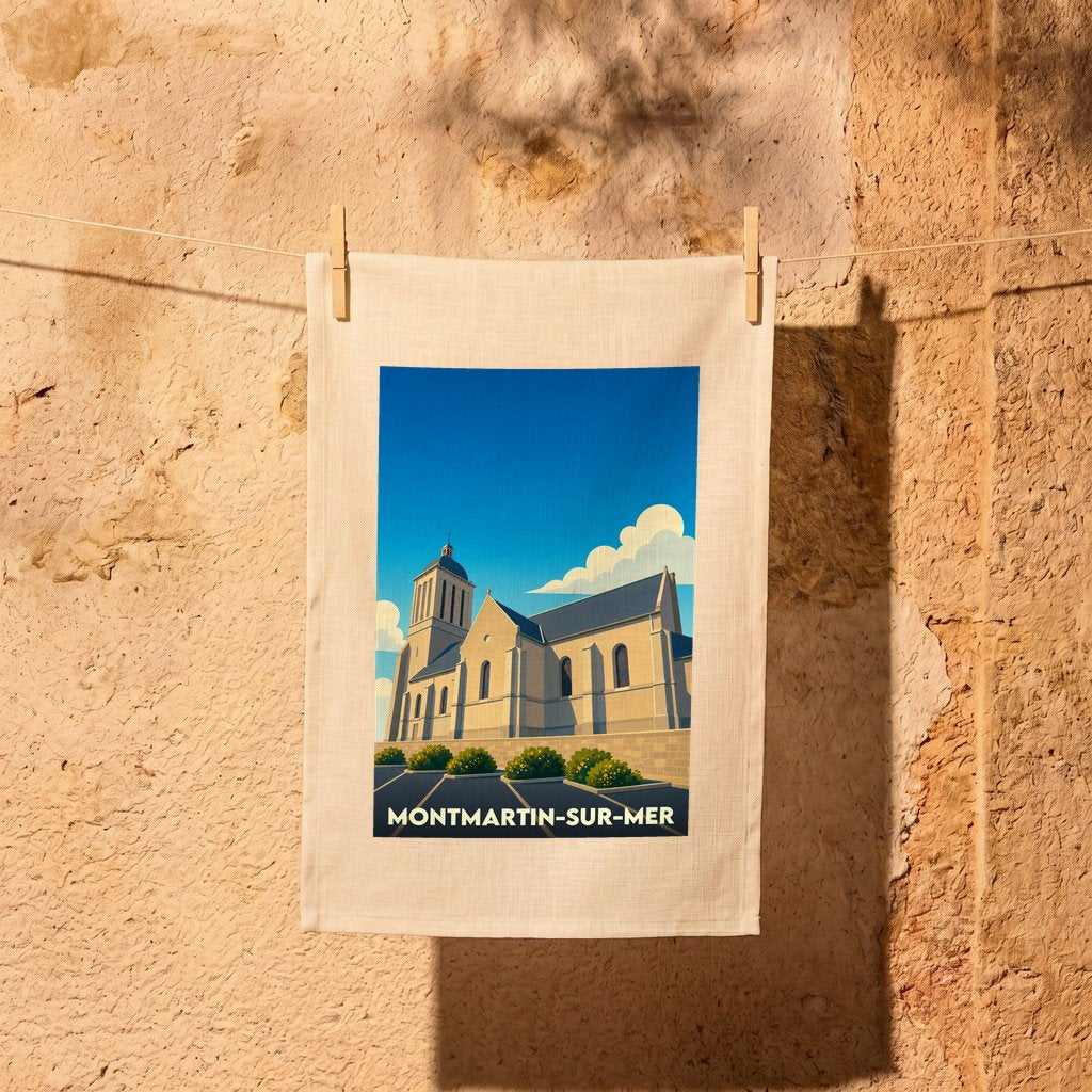 Torchon souvenir de la ville de Montmartin-sur-Mer avec une illustration stylisée de son église.