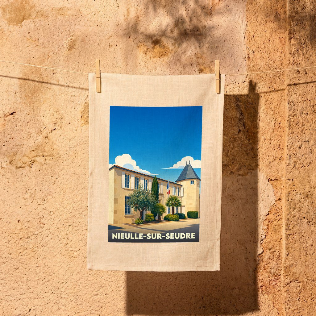Torchon souvenir de la ville de Nieulle-sur-Seudre avec une illustration stylisée.