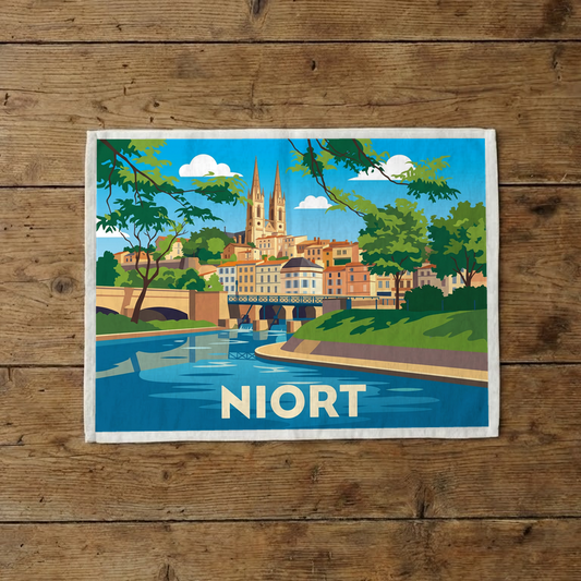 Torchon souvenir de la ville de Niort avec une illustration stylisée.