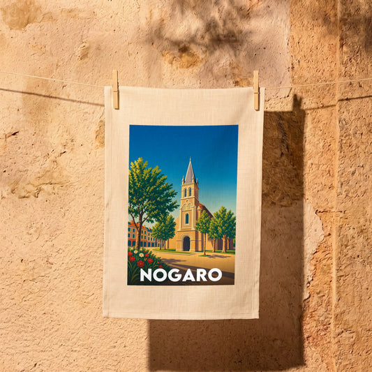 Torchon souvenir de la ville de Nogaro avec une illustration stylisée de son église et de son paysage urbain.
