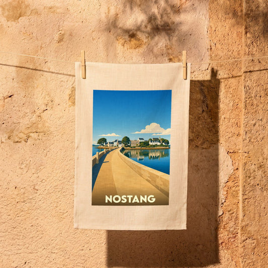 Torchon souvenir de la ville de Nostang avec une illustration stylisée.