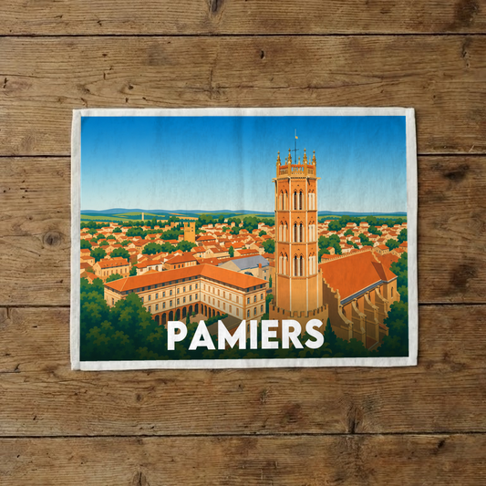 Torchon souvenir de la ville de Pamiers avec une illustration stylisée de son paysage urbain.