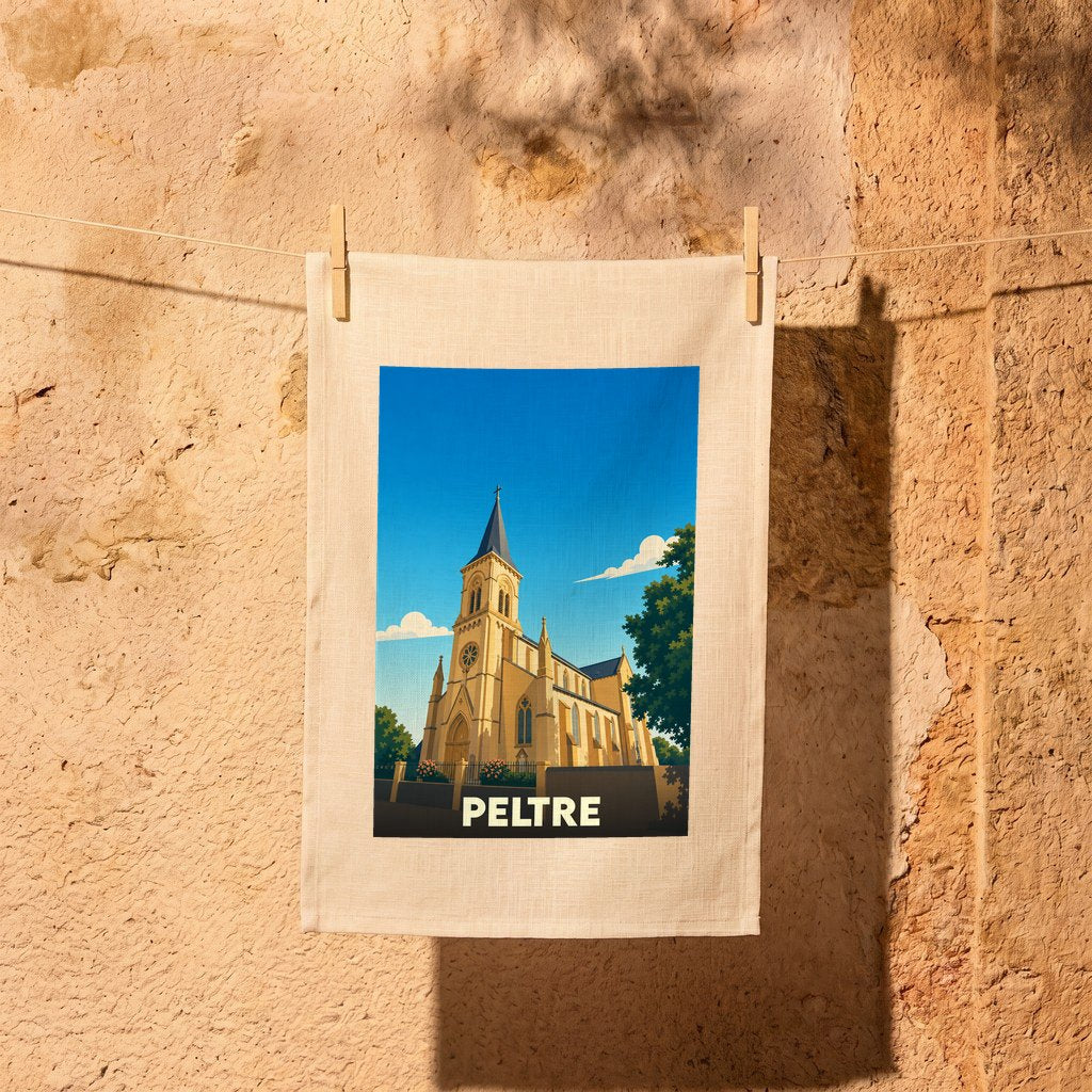 Torchon souvenir de la ville de Peltre avec une illustration stylisée d'une église.