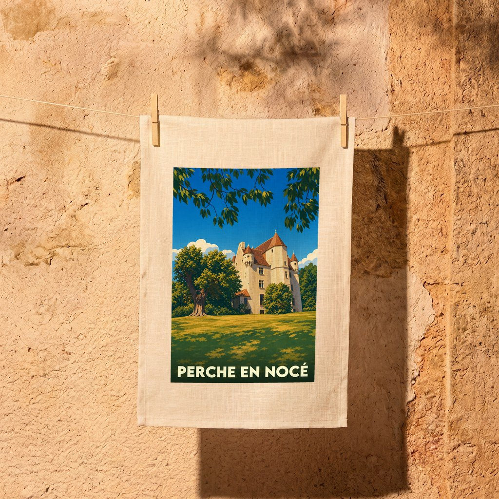 Torchon souvenir de Perche en Nocé avec une illustration stylisée d'un château.
