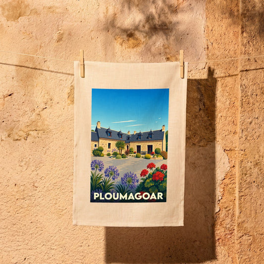 Torchon souvenir de la ville de Ploumagoar illustré d'un paysage stylisé.