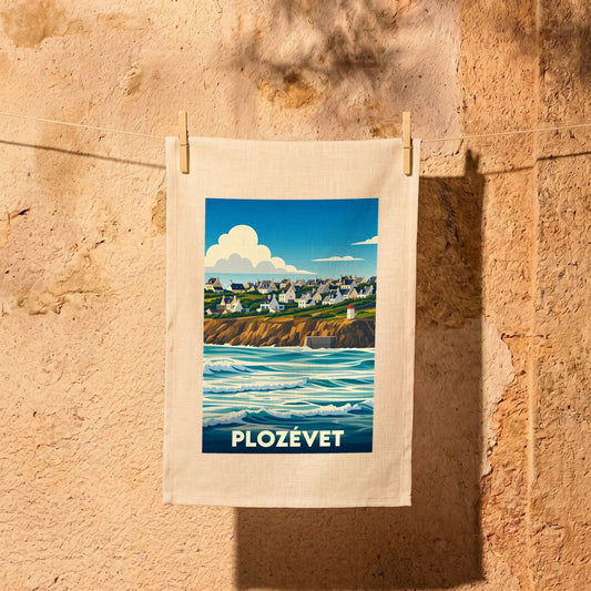 Torchon souvenir de la ville de Plozévet illustré d'une vue maritime stylisée et colorée.