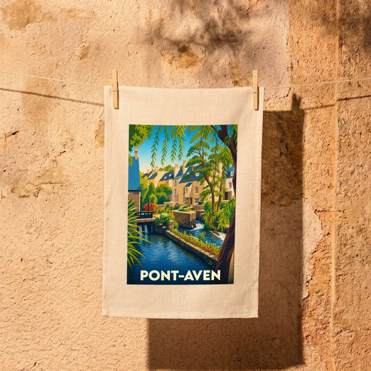 Torchon souvenir de la ville de Pont-Aven avec une illustration stylisée d'un paysage fluvial.
