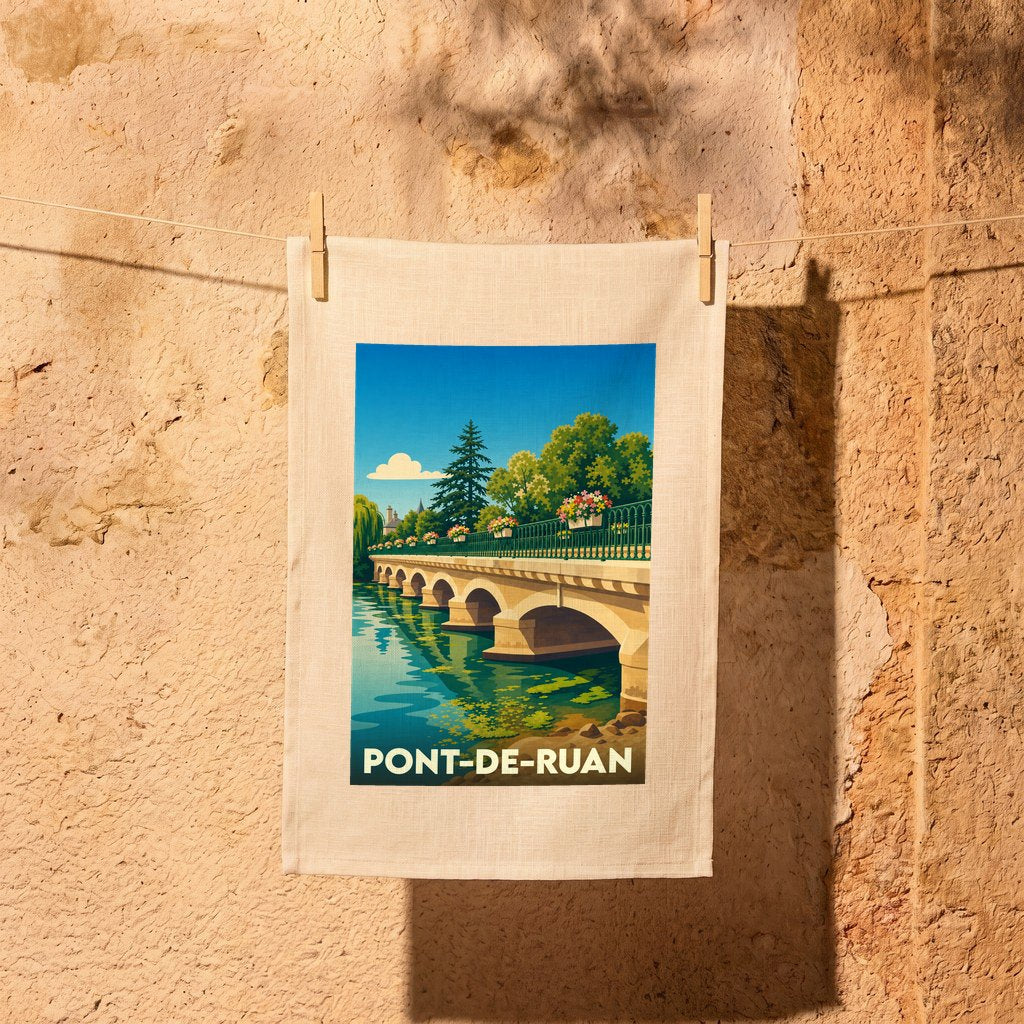 Torchon souvenir de la ville de Pont-de-Ruan avec une illustration stylisée de son pont.