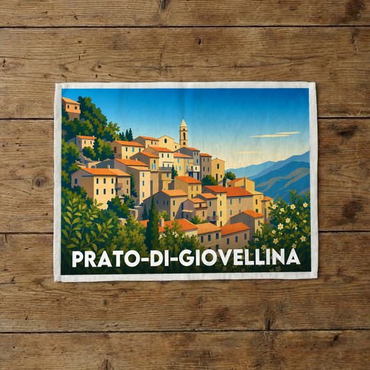 Torchon souvenir de la ville de Prato-di-Giovellina avec une illustration stylisée du village.