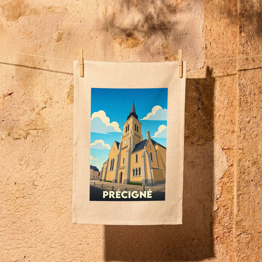 Torchon souvenir de la ville de Précigné avec une illustration stylisée de son église.