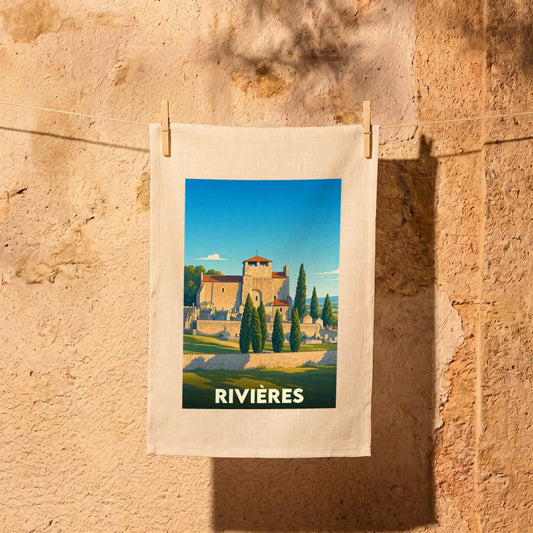 Torchon souvenir de la ville de Rivières avec une illustration stylisée de son église fortifiée.