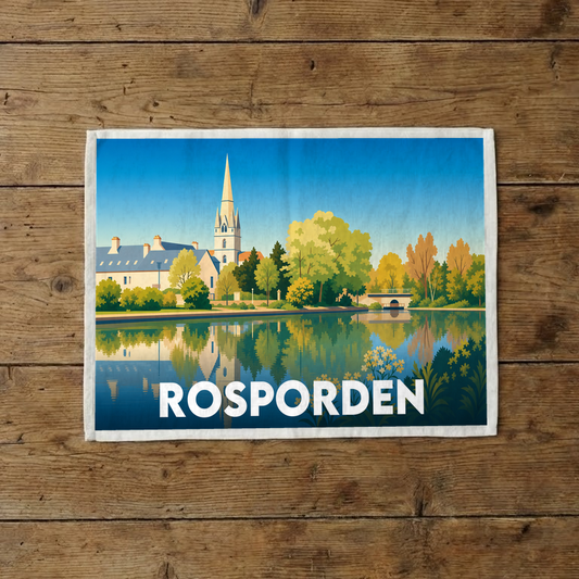 Torchon souvenir de la ville de Rosporden avec une illustration stylisée représentant l'église et son reflet sur l'étang.