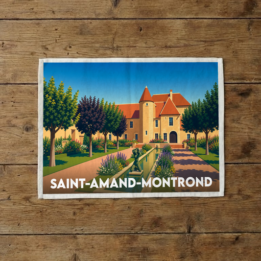 Torchon souvenir de la ville de Saint-Amand-Montrond avec une illustration stylisée de son patrimoine.
