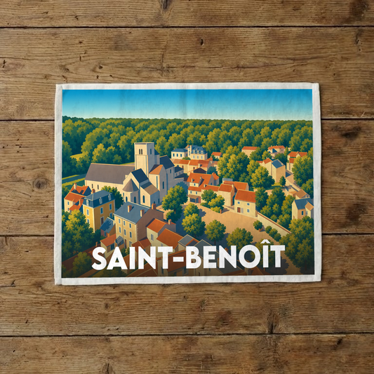 Torchon souvenir de la ville de Saint-Benoît illustré par une vue aérienne stylisée et colorée.
