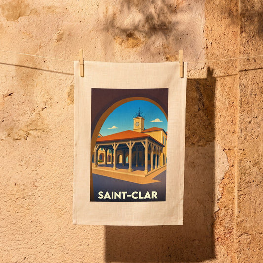 Torchon souvenir de la ville de Saint-Clar avec une illustration stylisée d'une halle traditionnelle.