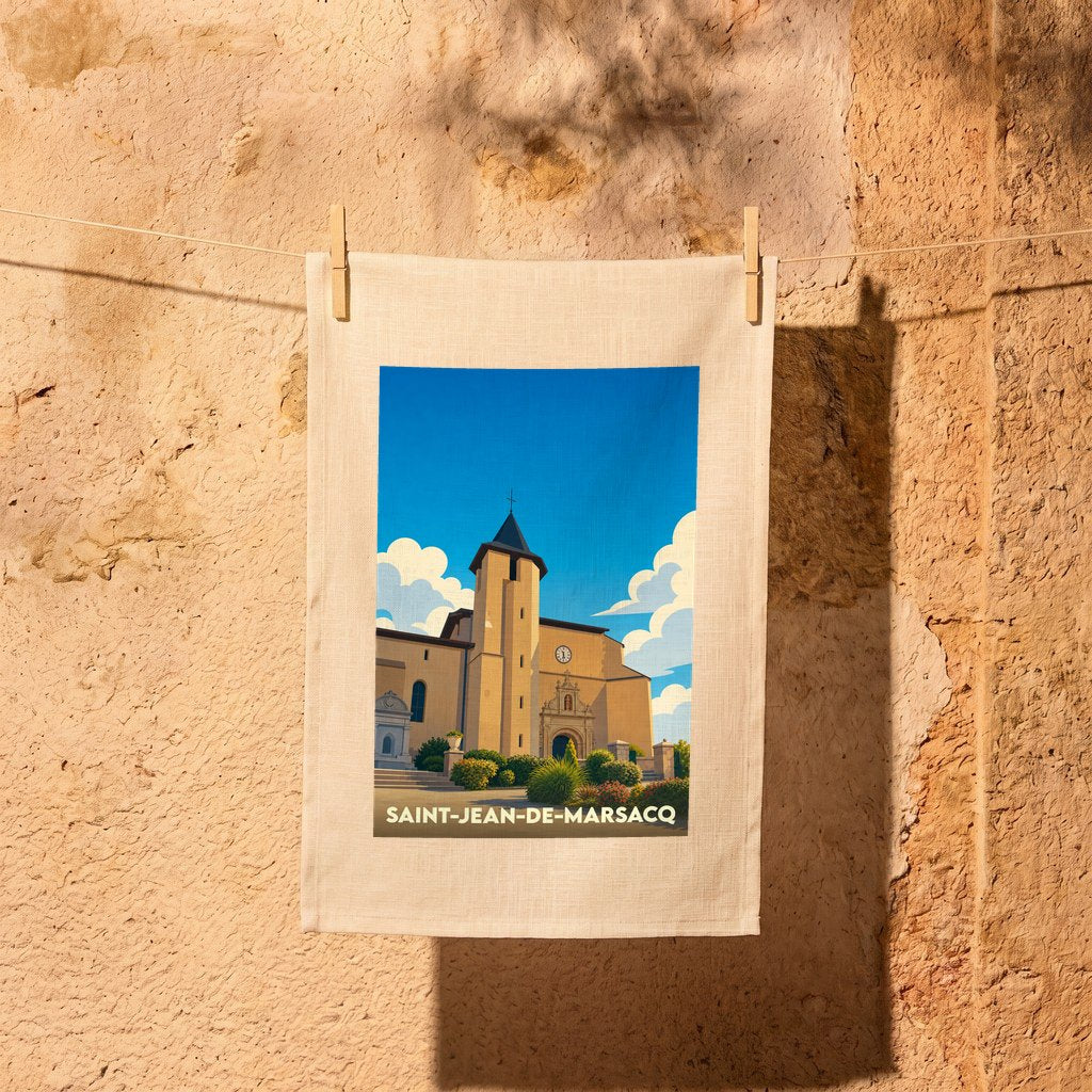 Torchon souvenir de la ville de Saint-Jean-de-Marsacq avec une illustration stylisée de son église.