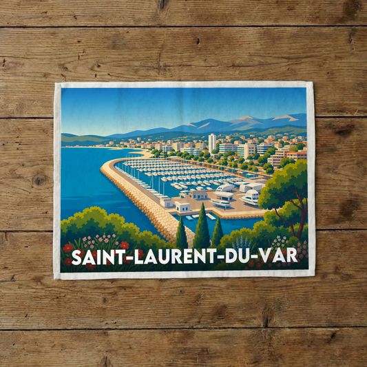Torchon souvenir de Saint-Laurent-du-Var avec une illustration stylisée de son port de plaisance.