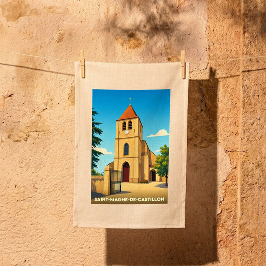Torchon souvenir de la ville de Saint-Magne-de-Castillon avec une illustration stylisée de son église.
