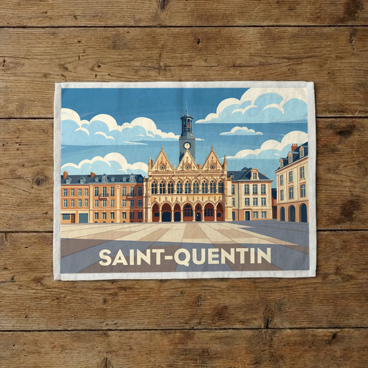 Torchon souvenir de la ville de Saint-Quentin avec une illustration stylisée.