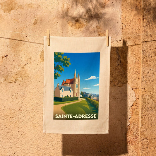 Torchon souvenir de la ville de Sainte-Adresse avec une illustration stylisée d'une église sur une colline.