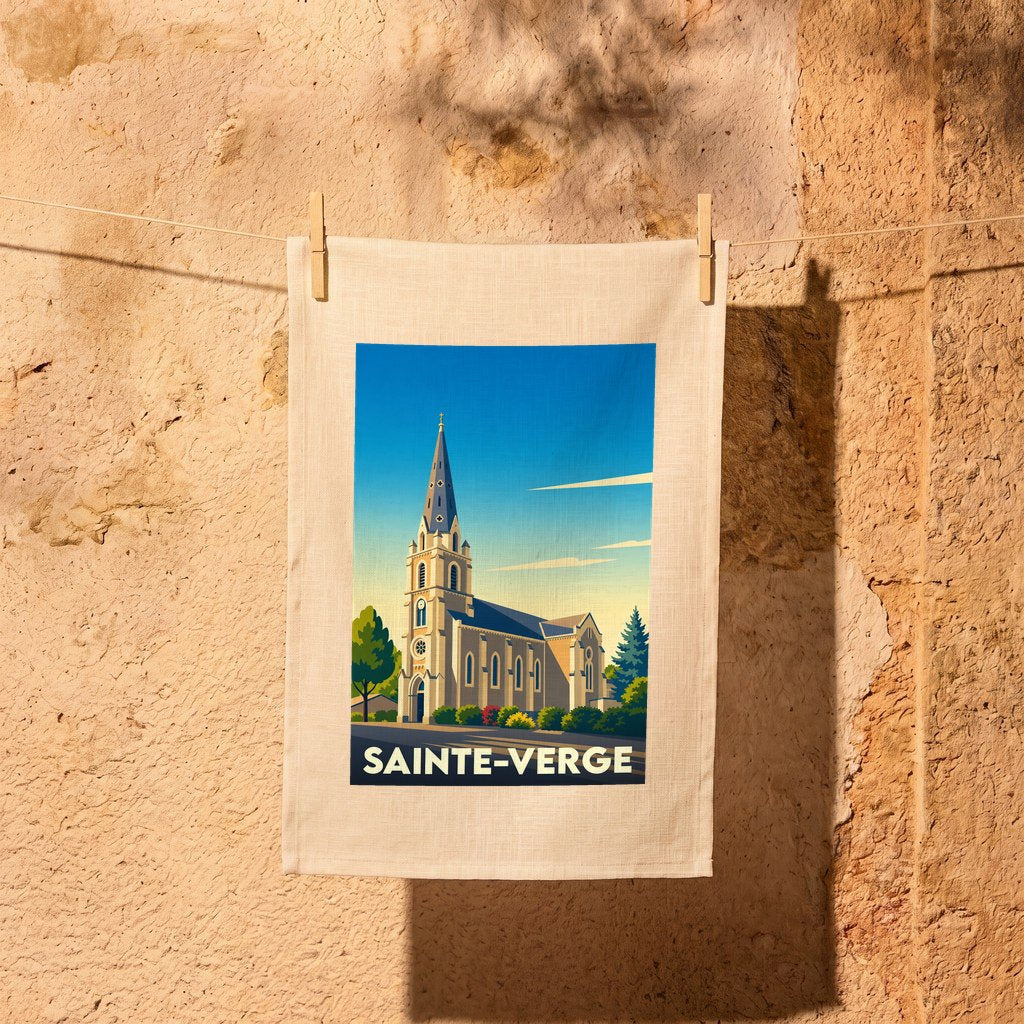 Torchon souvenir de la ville de Sainte-Verge avec une illustration stylisée de son église sous un ciel bleu.
