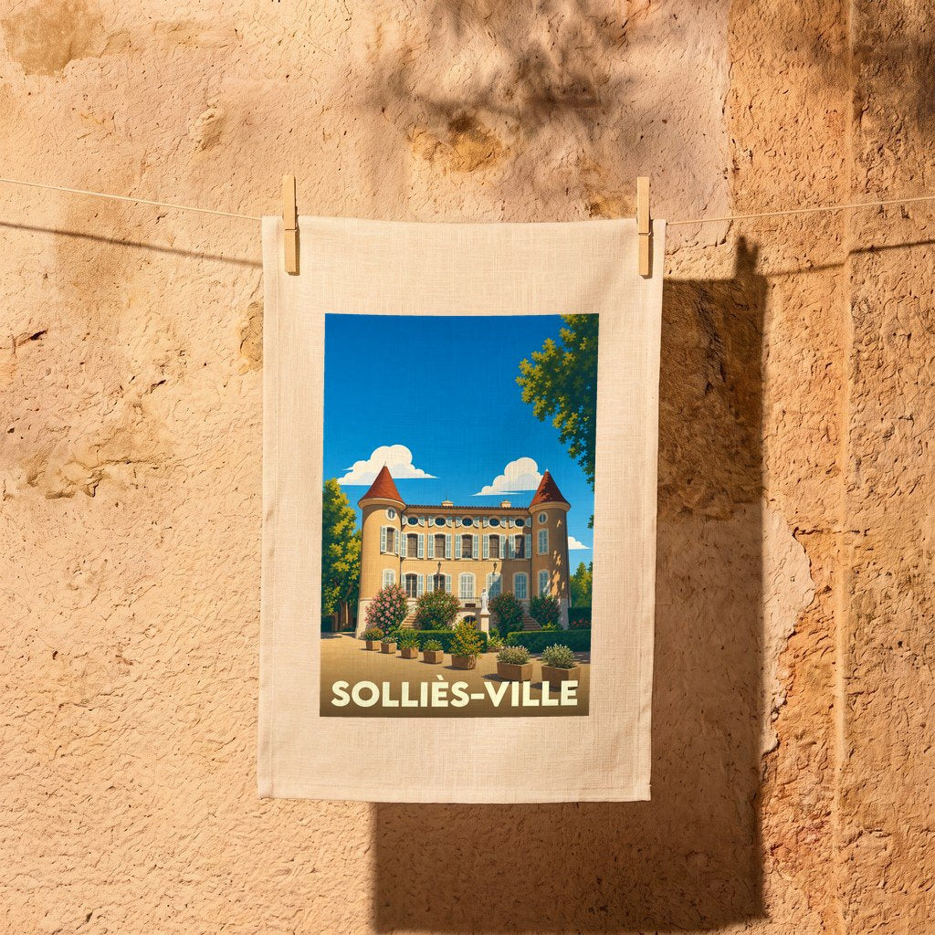 Torchon souvenir de Solliès-Ville orné d'une illustration stylisée de son château provençal sous un ciel bleu.