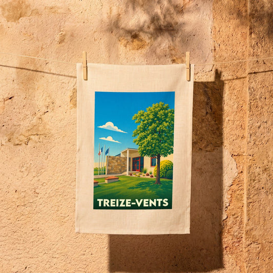 Torchon souvenir de la ville de Treize-Vents illustré d'un paysage coloré et stylisé.