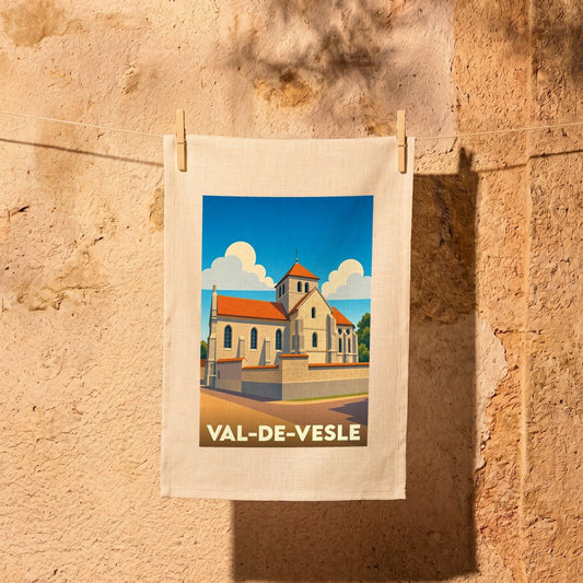 Torchon souvenir de la commune de Val-de-Vesle orné d'une illustration stylisée de son église.