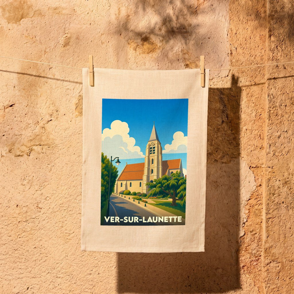 Torchon souvenir de la ville de Ver-sur-Launette avec une illustration stylisée.
