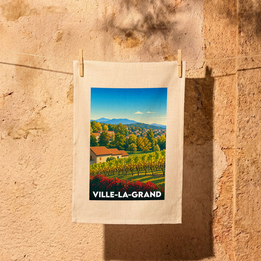 Torchon souvenir de la ville de Ville-la-Grand avec une illustration stylisée de paysages vallonnés et de vignobles.