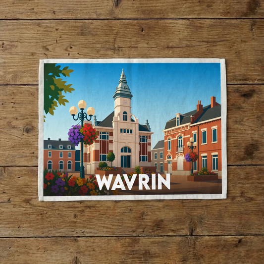 Torchon souvenir de la ville de Wavrin avec une illustration stylisée de son hôtel de ville et de ses rues fleuries.