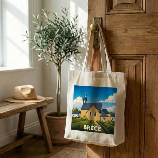 Tote bag souvenir de la ville de Brécé avec une illustration stylisée.