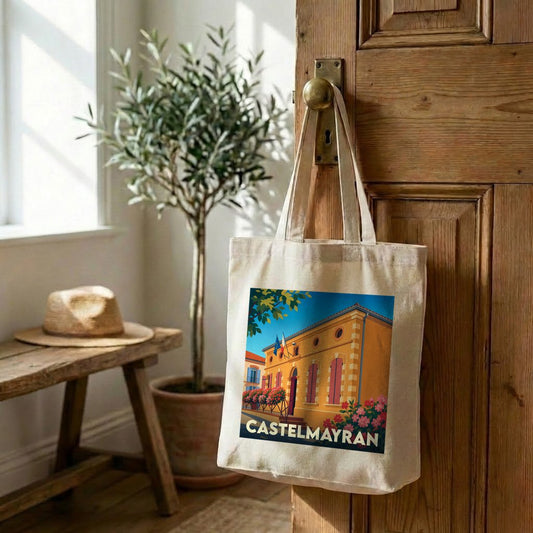 Tote bag souvenir de la ville de Castelmayran avec une illustration stylisée.