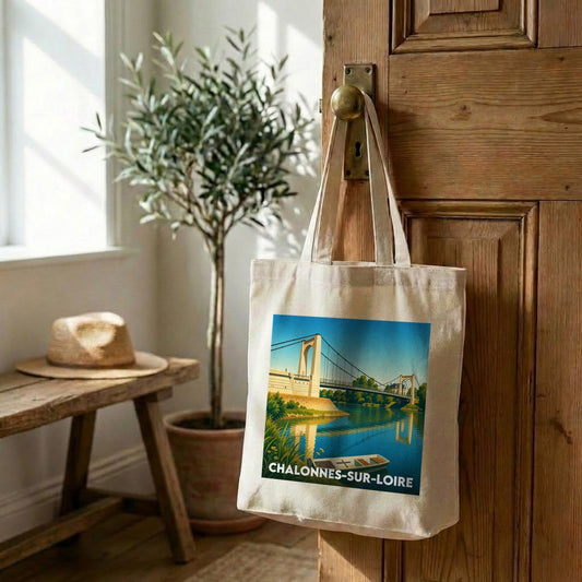 Tote bag souvenir de la ville de Chalonnes-sur-Loire avec une illustration stylisée de son pont.