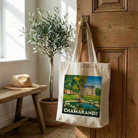 Tote bag souvenir de la ville de Chamarande avec une illustration stylisée.