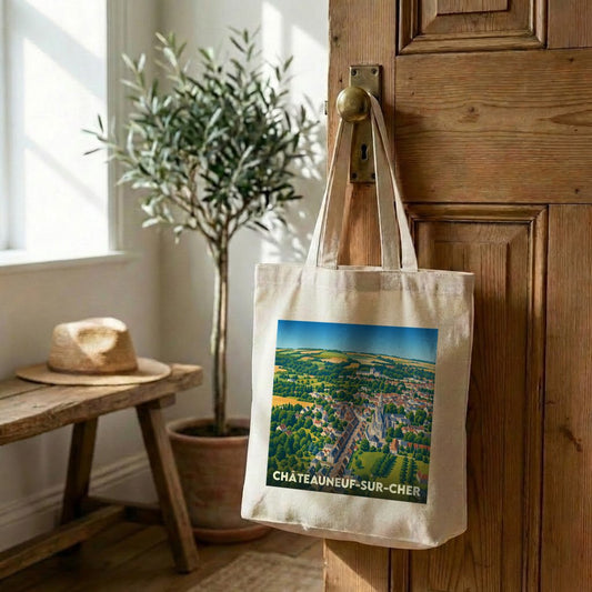 Tote bag souvenir de la ville de Châteauneuf-sur-Cher avec une illustration panoramique stylisée.