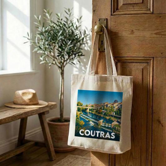 Tote bag souvenir de la ville de Coutras avec une illustration stylisée.