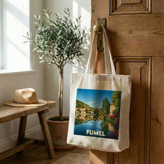 Sac cabas souvenir de la ville de Fumel avec une illustration stylisée.