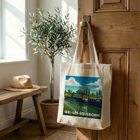 Tote bag souvenir de la ville d'Izel-lès-Équerchin avec une illustration stylisée de péniches sur l'eau.